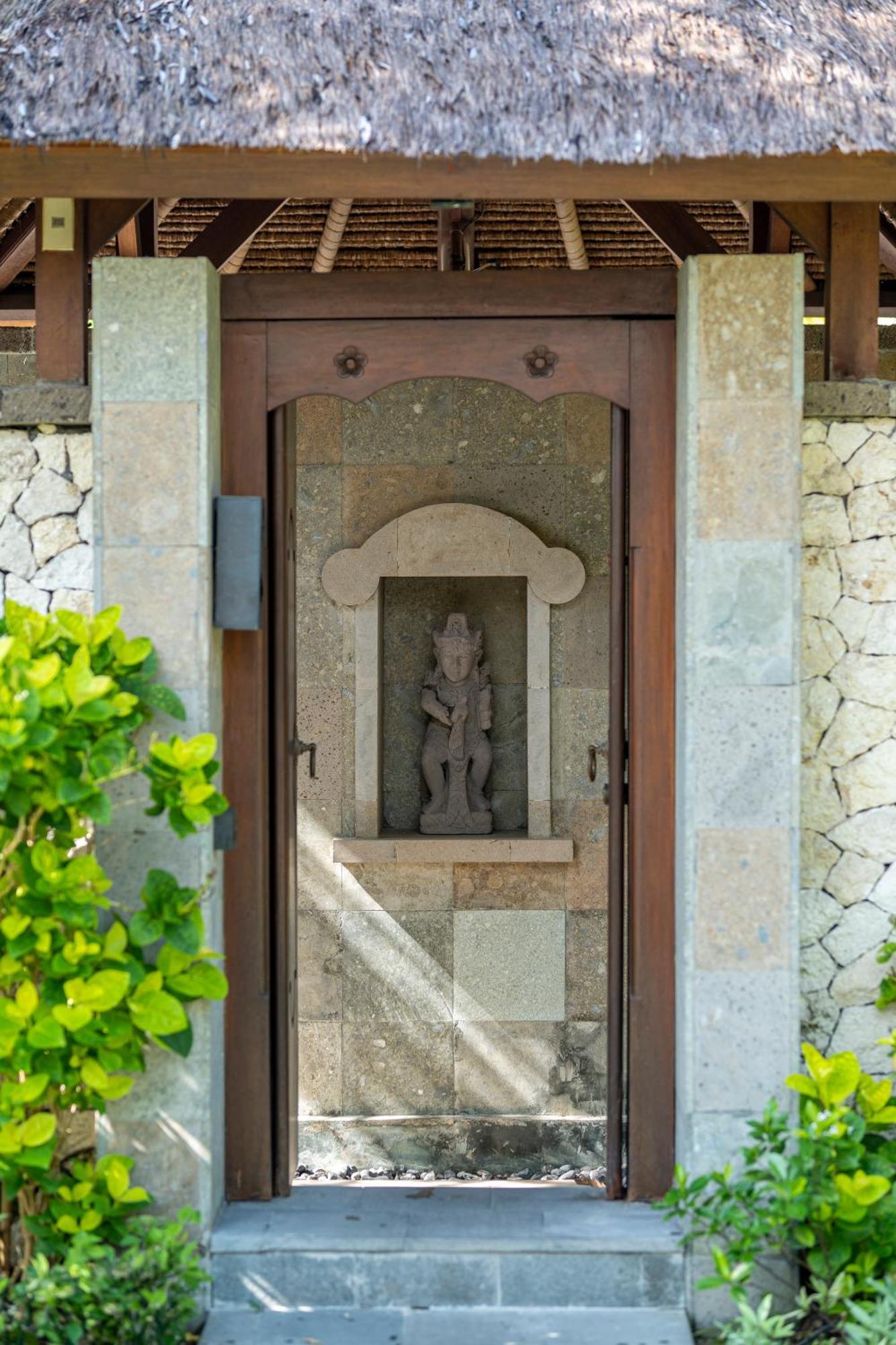 Jimbaran Puri, A Belmond Hotel, Bali Екстер'єр фото